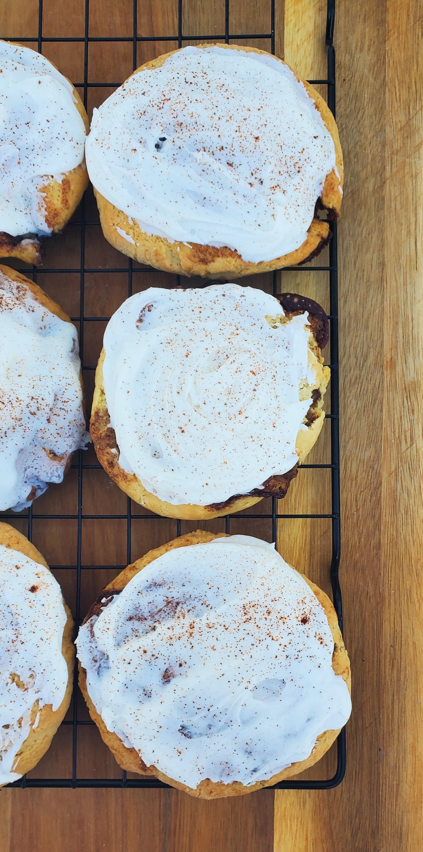 Cinnamon Roll - Crex