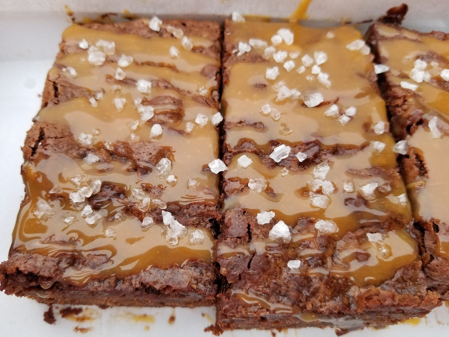 Salted Caramel Brownies - Crex